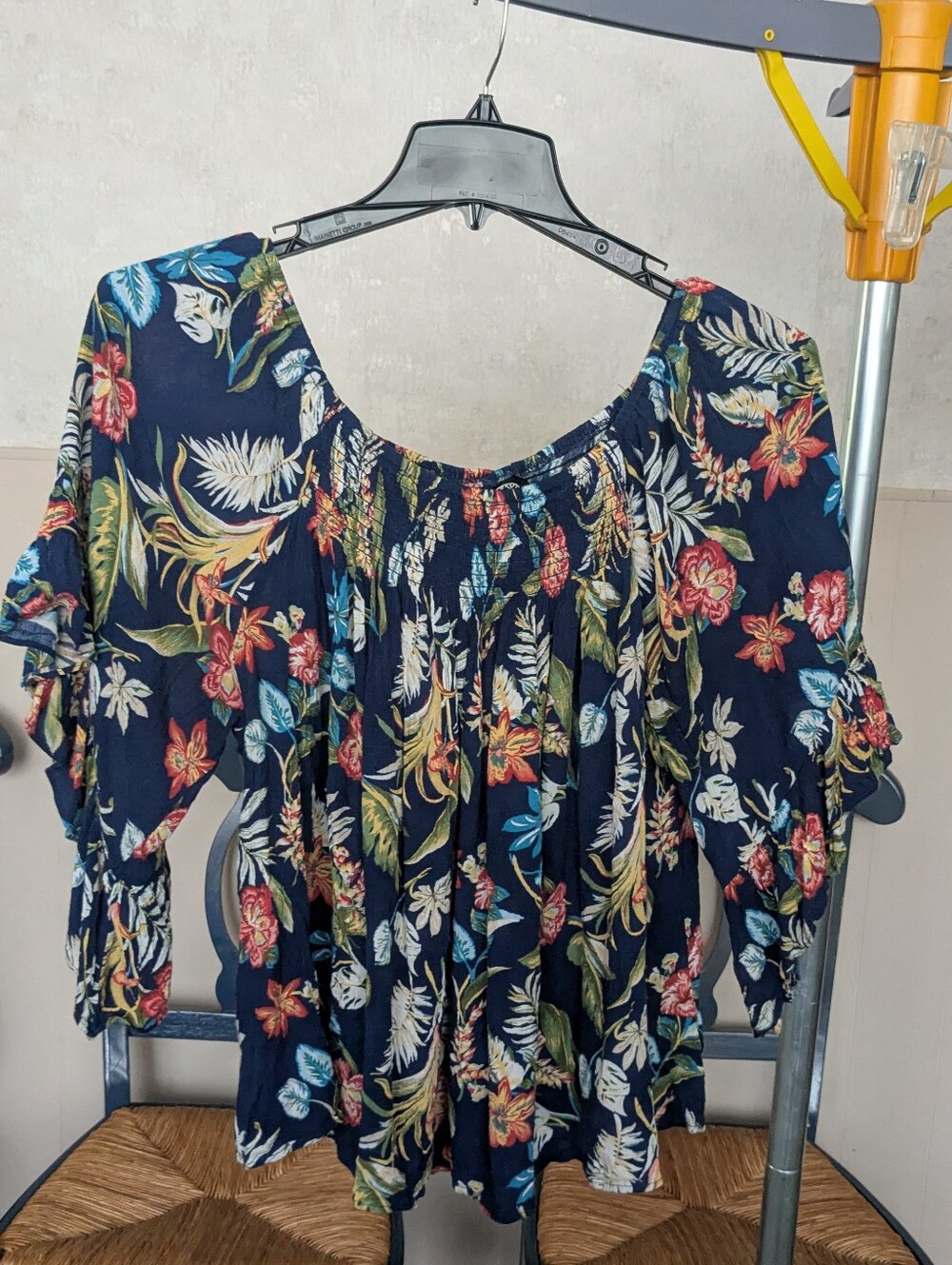 BOBEAU Smocked Top w/Ruffle Sleeves, Sz 2x, EUC!!!